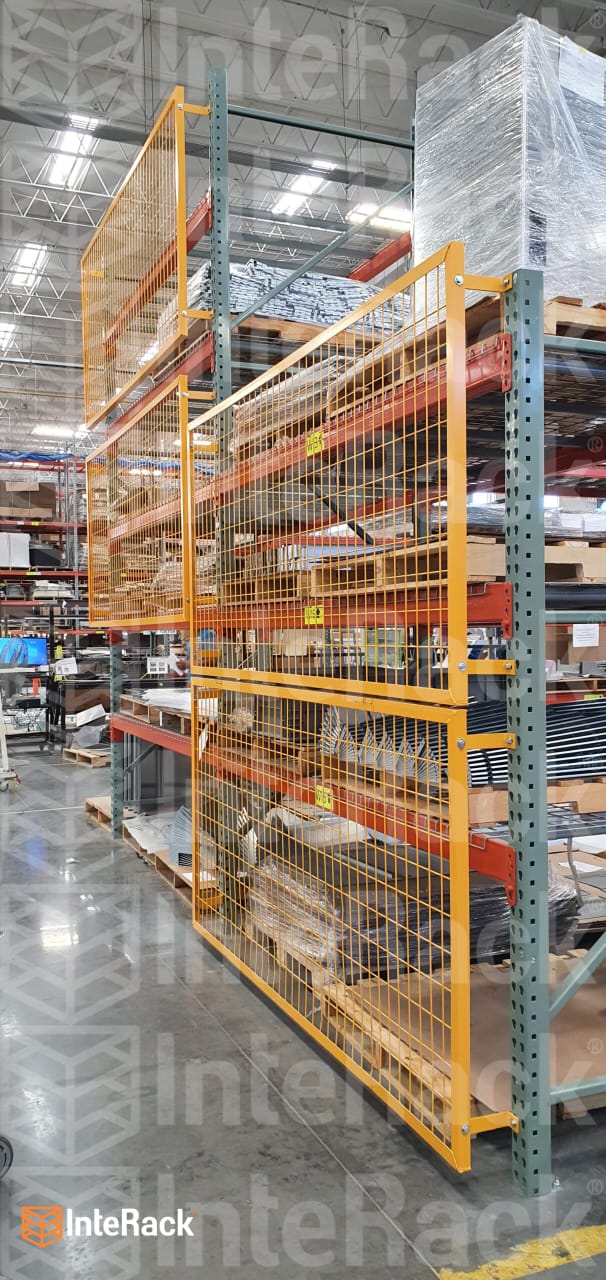 Malla naranja anti-caída para rack selectivo